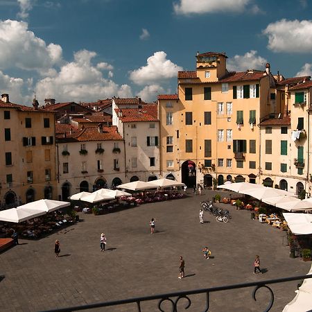 At Home Bed And Breakfast Lucca Luaran gambar