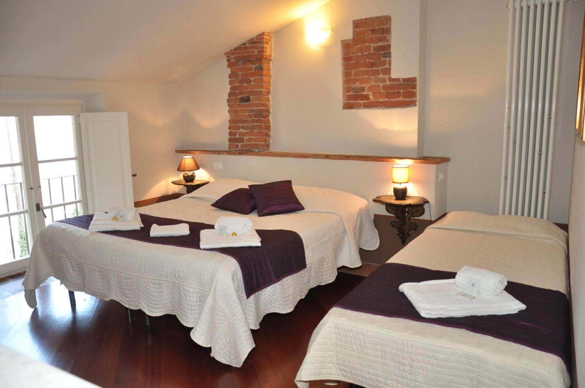 At Home Bed And Breakfast Lucca Luaran gambar